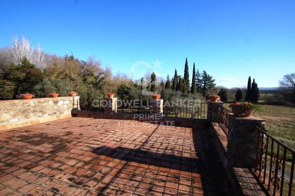 Exclusive masia for sale located near Cruïlles