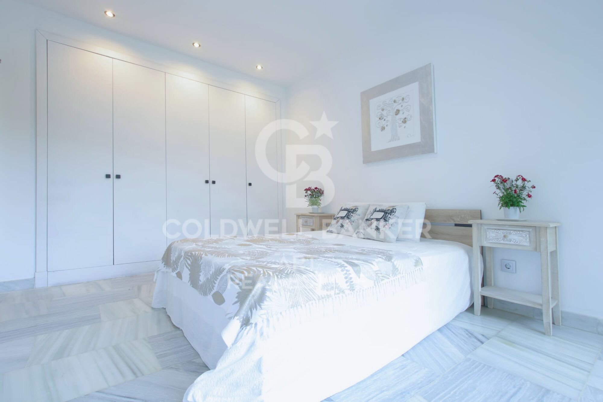 Preciosa villa independiente recién remodelada en Parque Botánico- Resort, Estepona