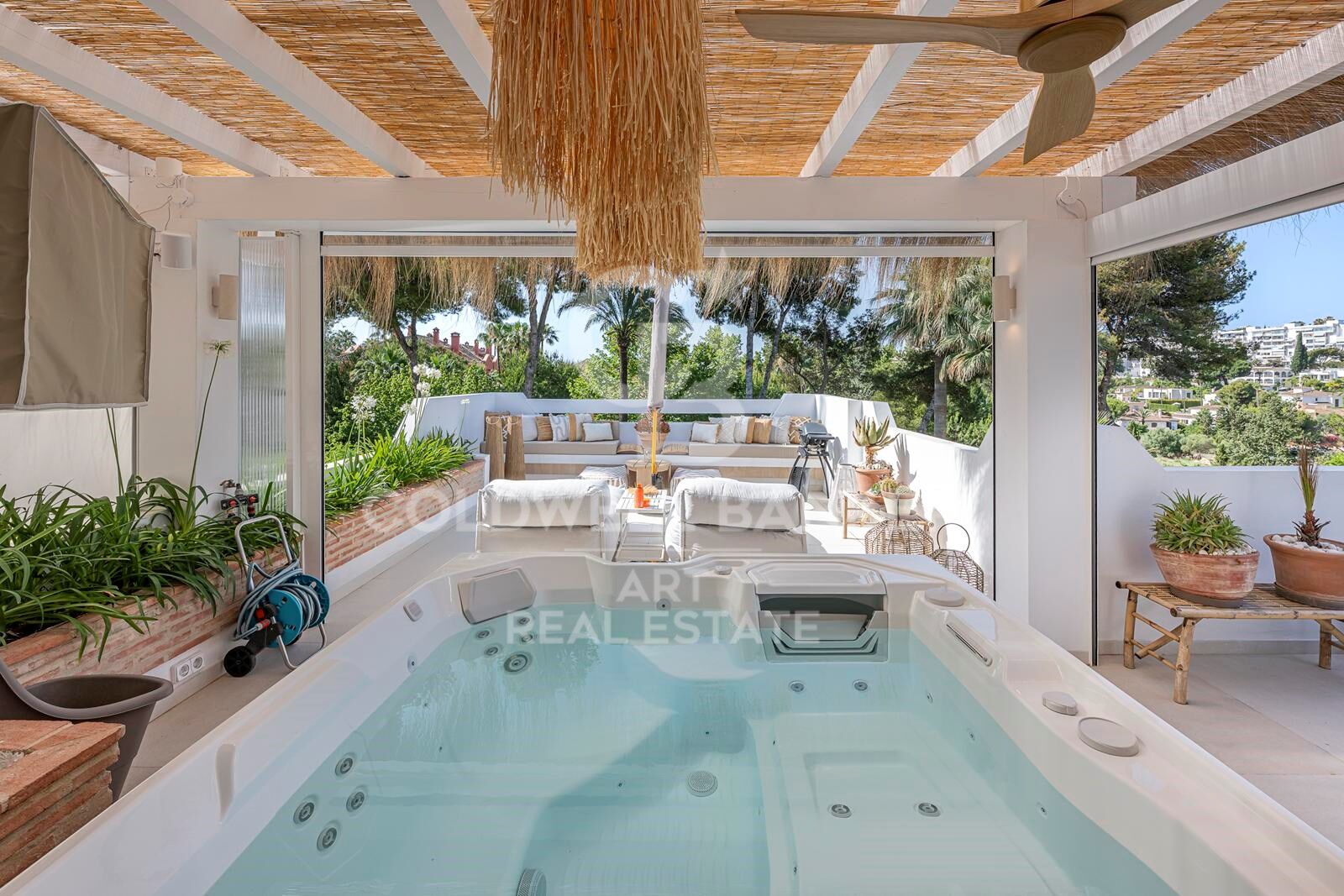 Elegante Mittelmeer-Villa in Atalaya de Río Verde, Nueva Andalucía, Marbella