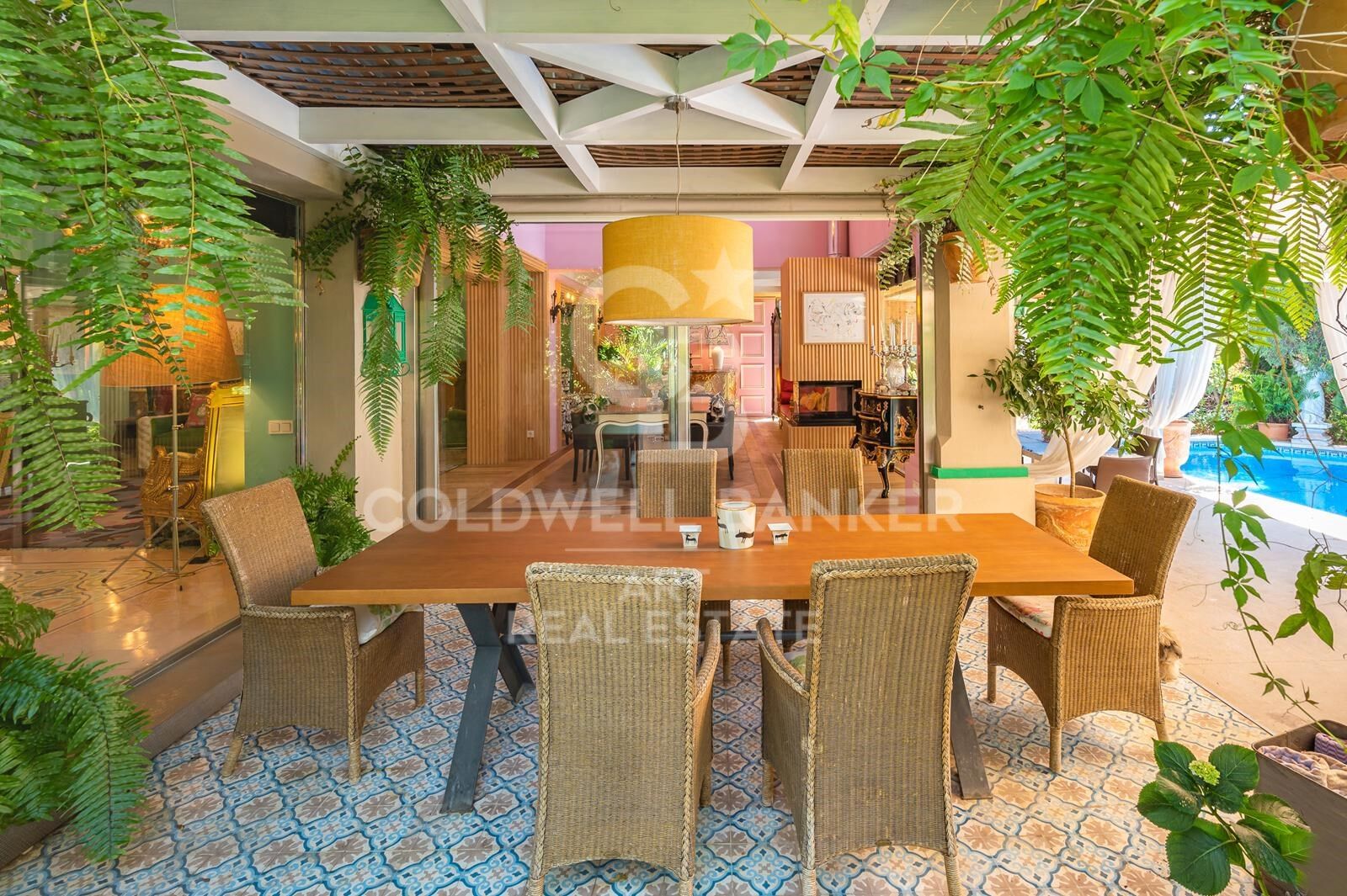 Elegante Villa im mediterranen Stil mit Blick auf La Concha auf der Golden Mile, Marbella