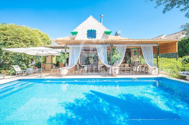 Villa méditerranéenne élégante avec vue sur La Concha, Golden Mile de Marbella