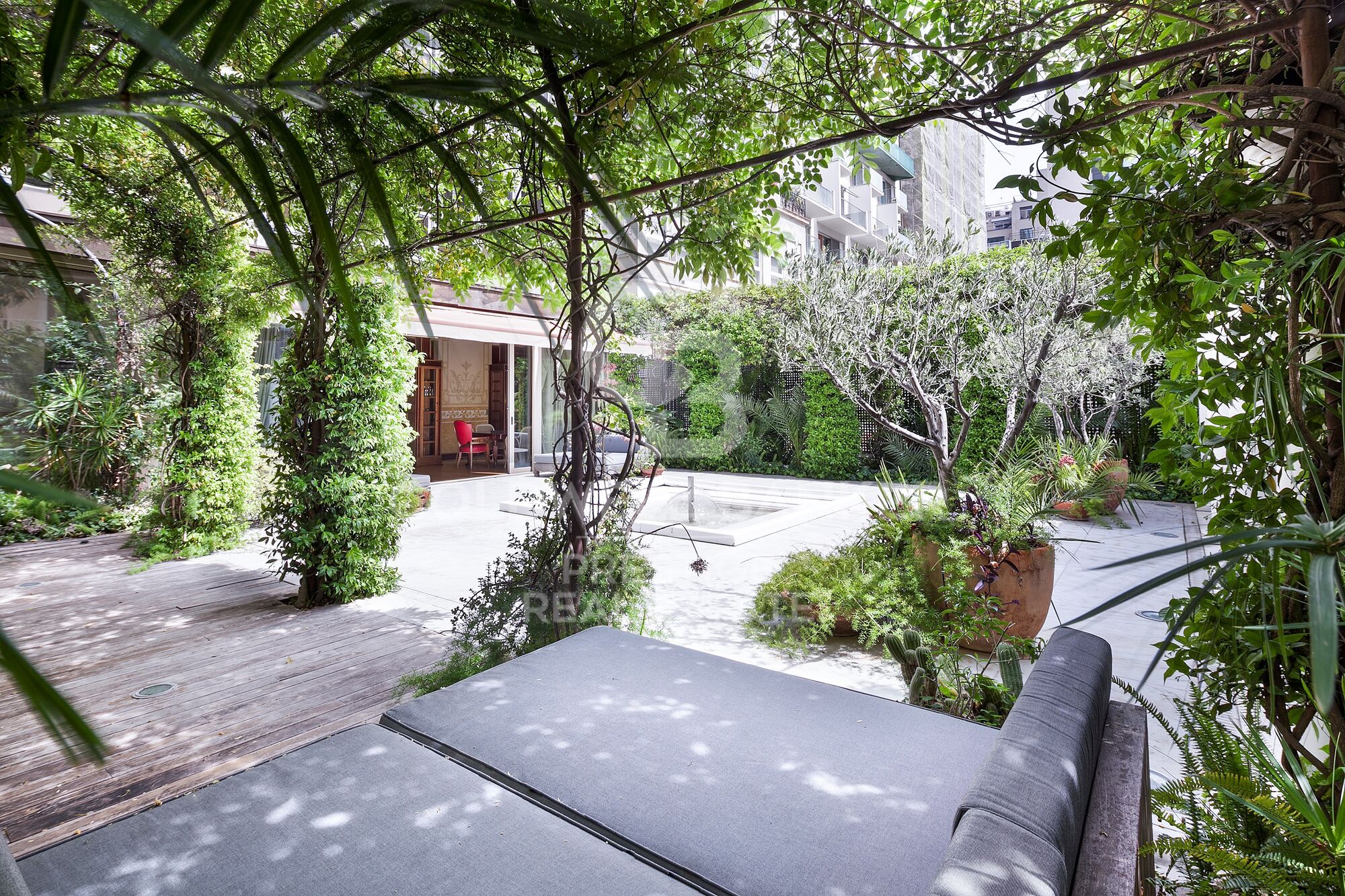 Piso en venta en finca modernista del Paseo de Gracia