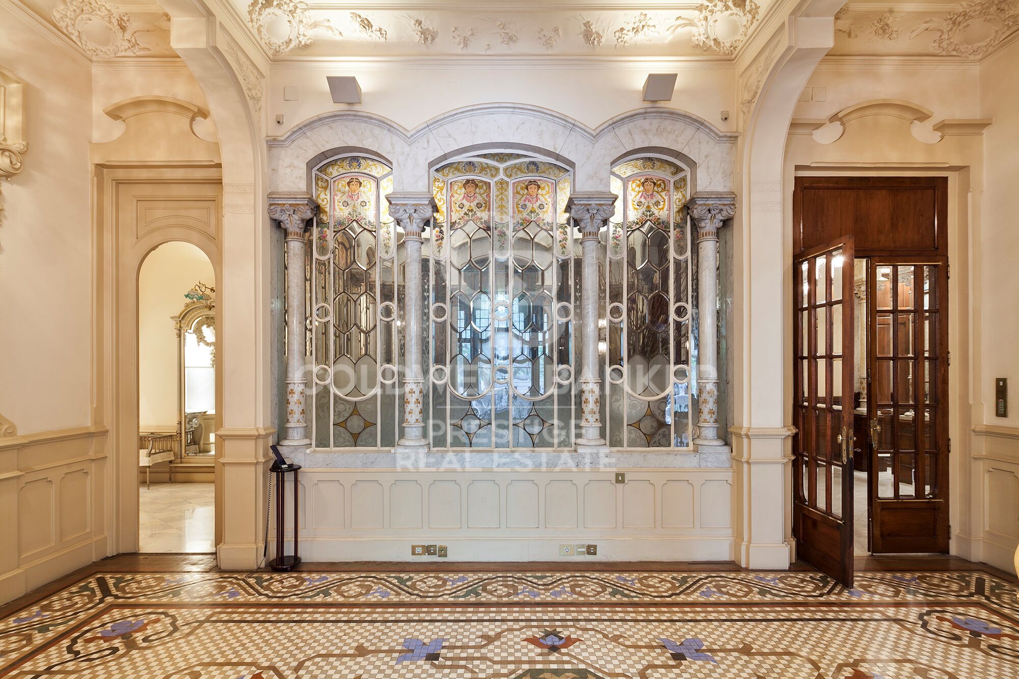 Piso en venta en finca modernista del Paseo de Gracia