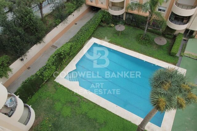 Spacious apartment in central Marbella with sunny terrace and renovation potential