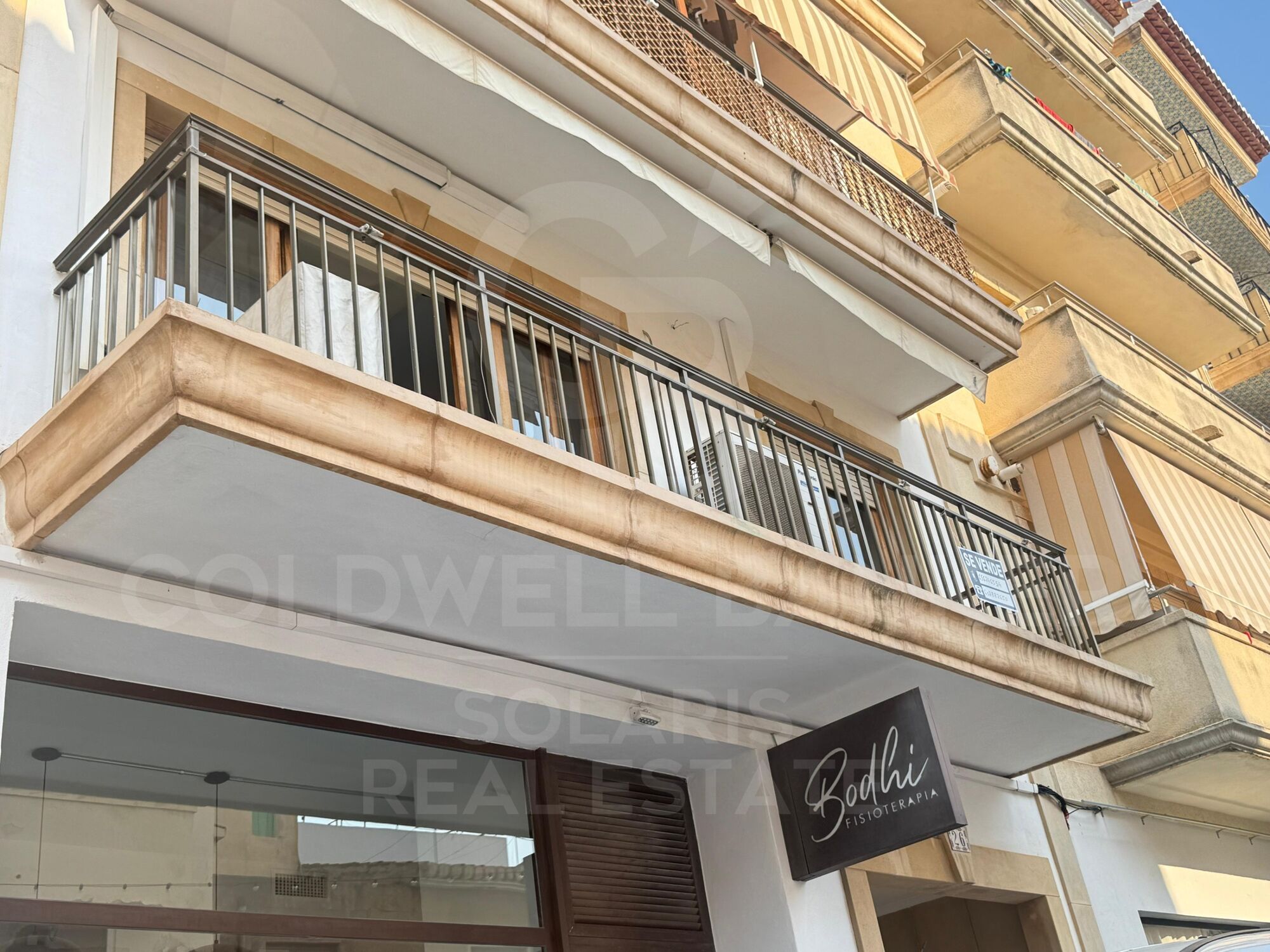 Unique Opportunity in the Port of Jávea: 132m² to Create Your Ideal Space