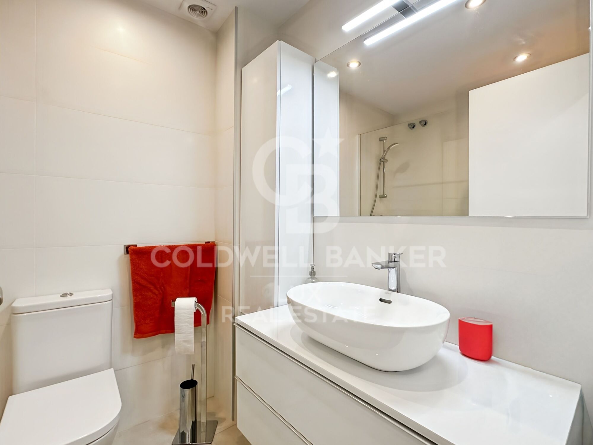 Exklusiv: Duplex-Wohnung in L'Escala mit Garage zu verkaufen