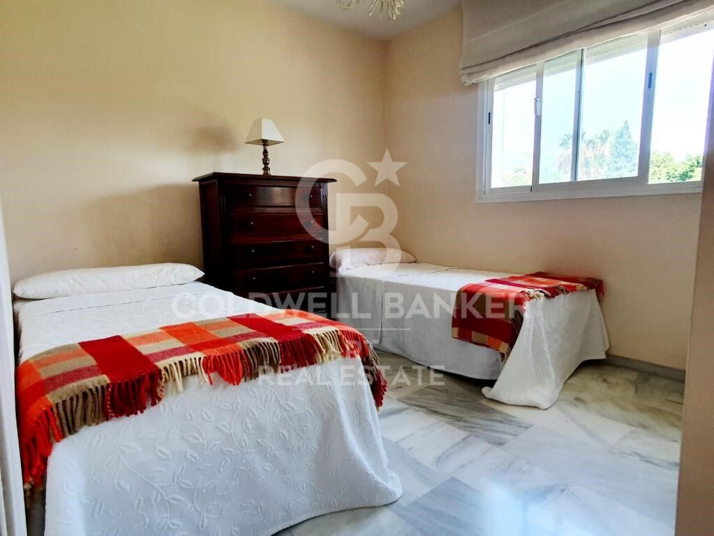 Piso con gran terraza en la Milla de Oro de Marbella