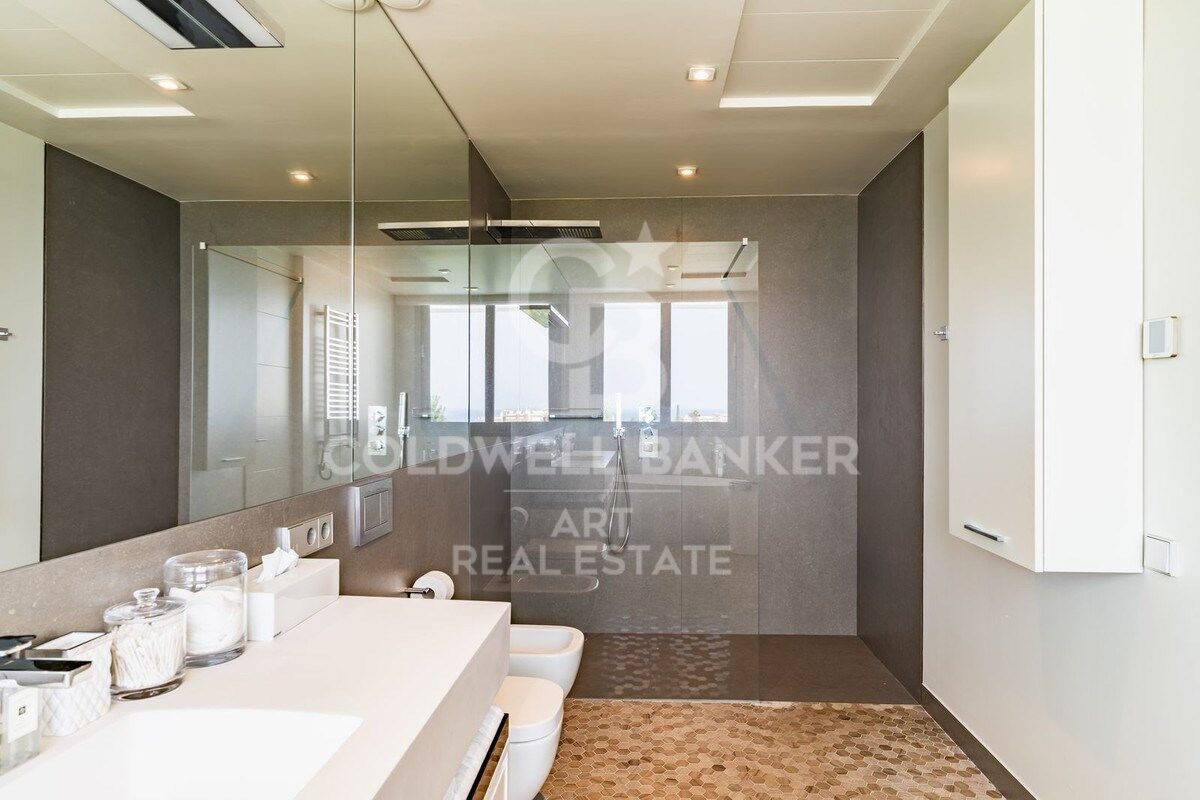 Villa de luxe avec vues spectaculaires à Santa Clara Golf, Marbella