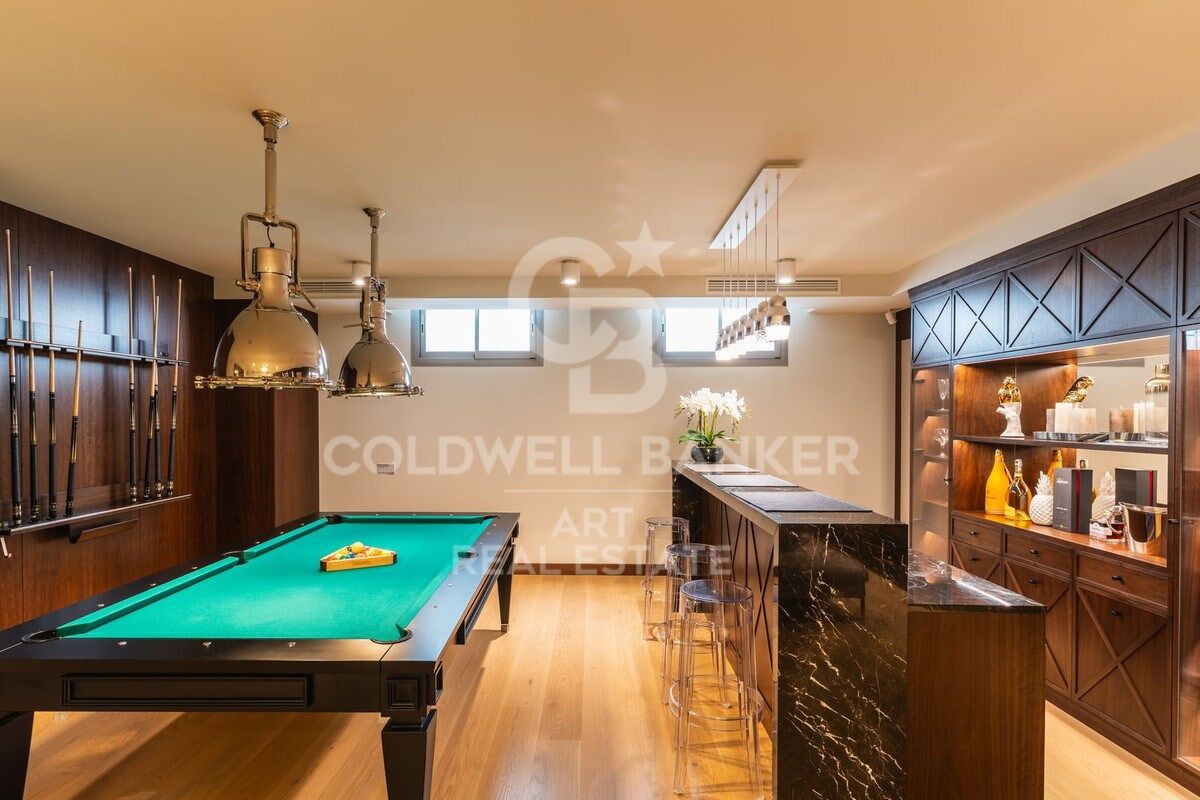 Luxury villa with breathtaking views in Santa Clara Golf, Marbella