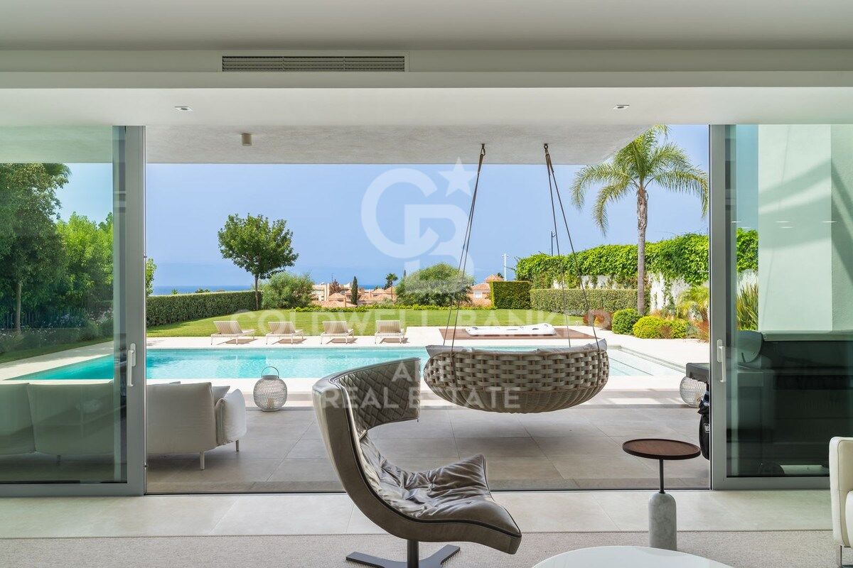 Villa de luxe avec vues spectaculaires à Santa Clara Golf, Marbella
