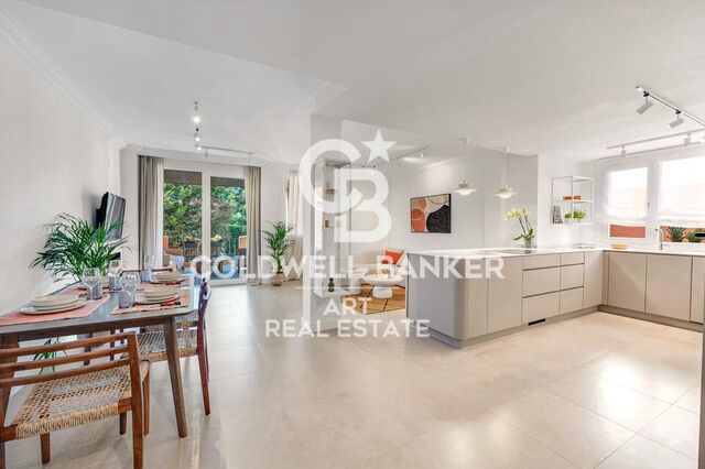 Modern elegance by the coast - steps from Blue Bay Hotel, Estepona