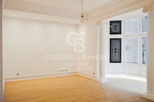 Beautiful Apartment on Av. Diagonal with Enrique Granados