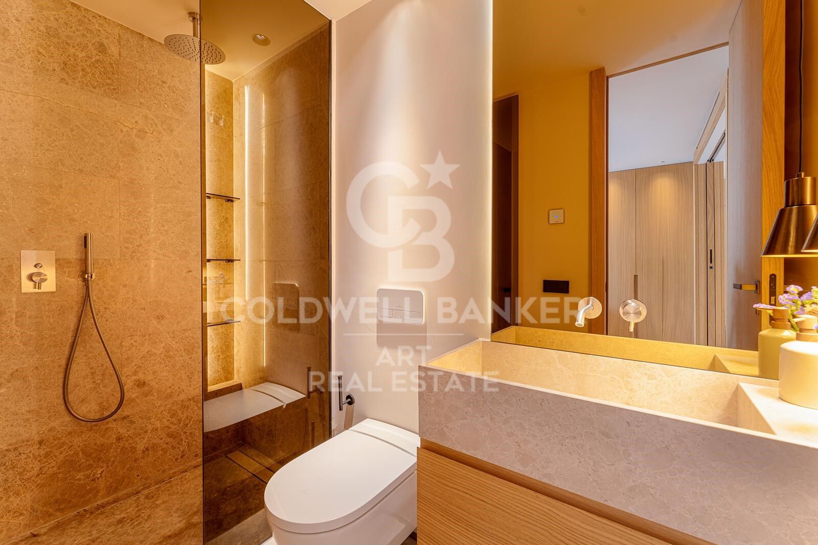 Elegant 3-bedroom duplex penthouse in Las Lomas del Rey, Marbella