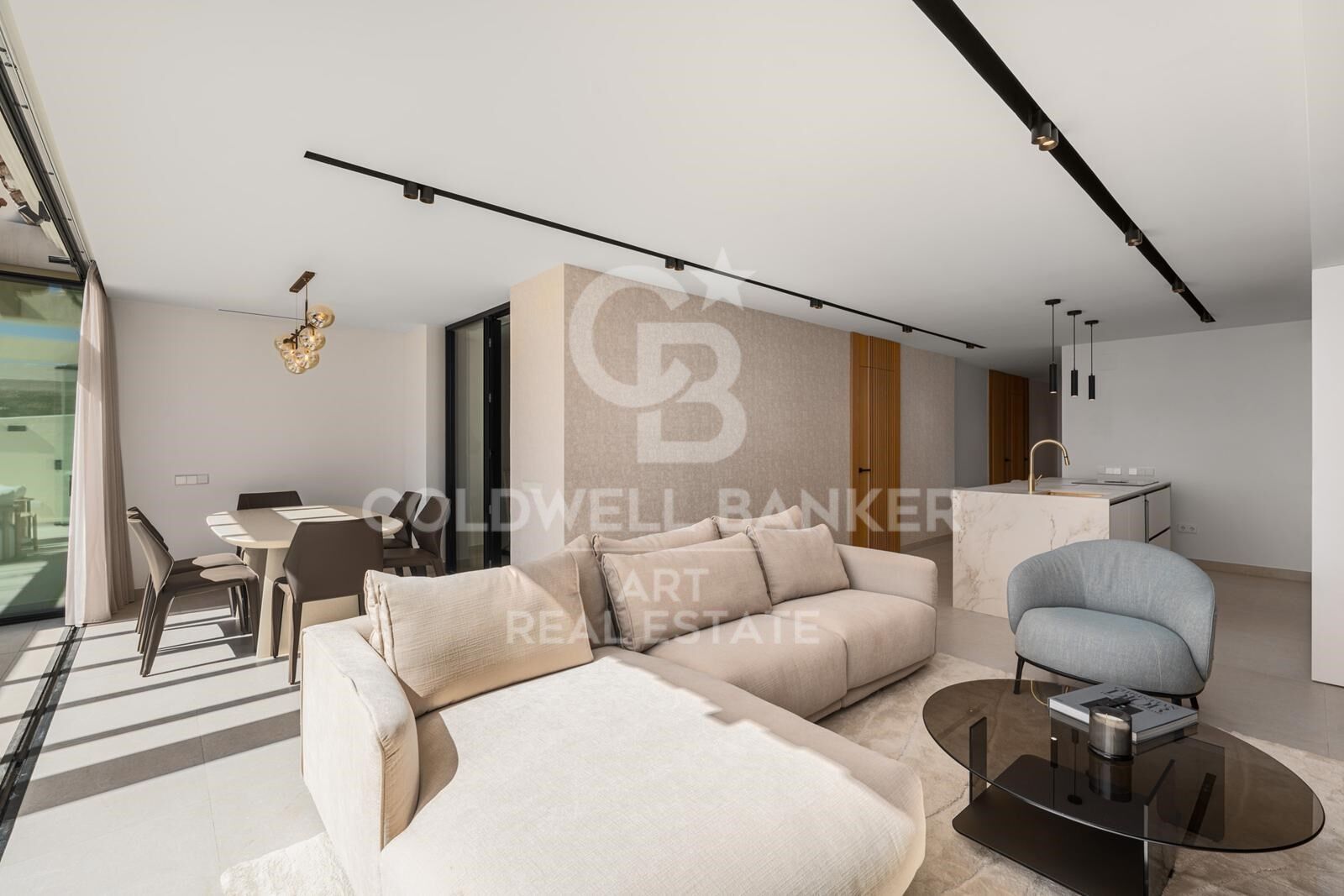 Elegant apartment with panoramic views in Nueva Andalucía; Marbella