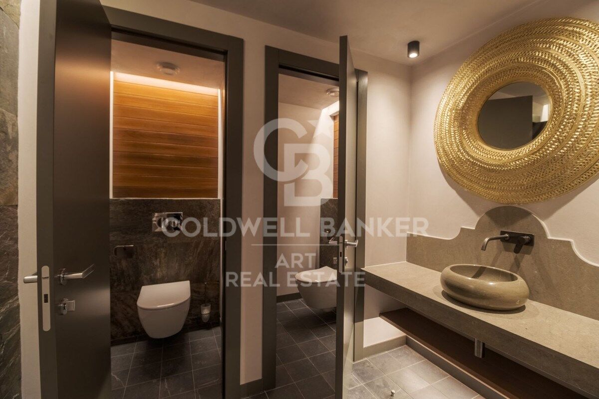 Ultra-modern eco villa with panoramic views in Alcuzcuz Natural Reserve, Benahavís