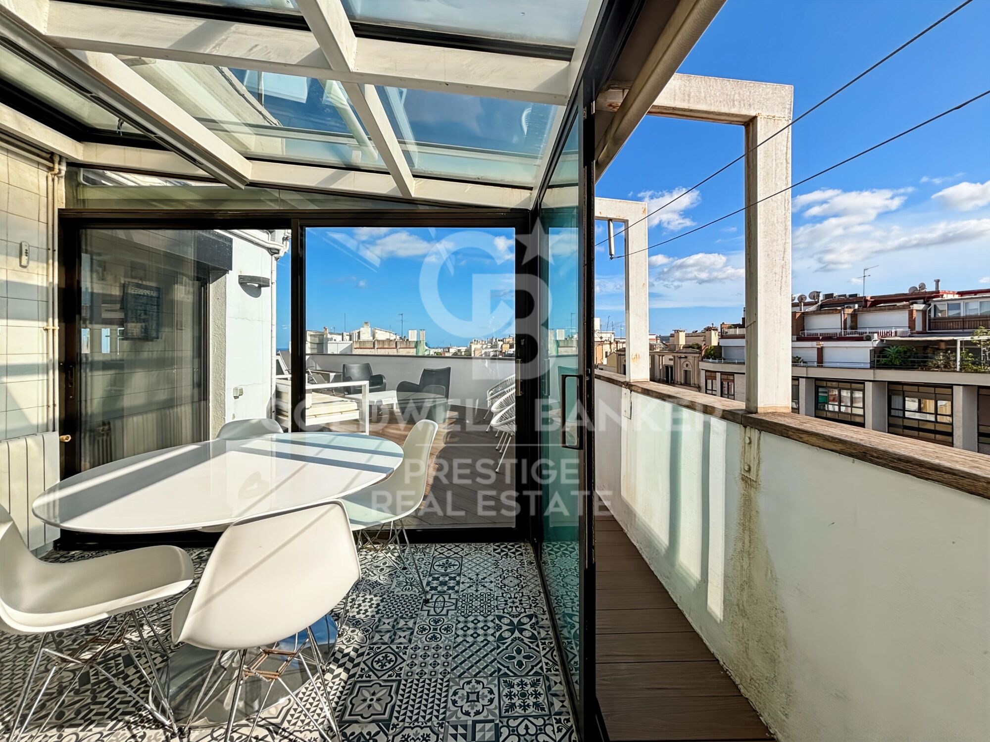 Ático con vistas al mar en la zona alta de Barcelona