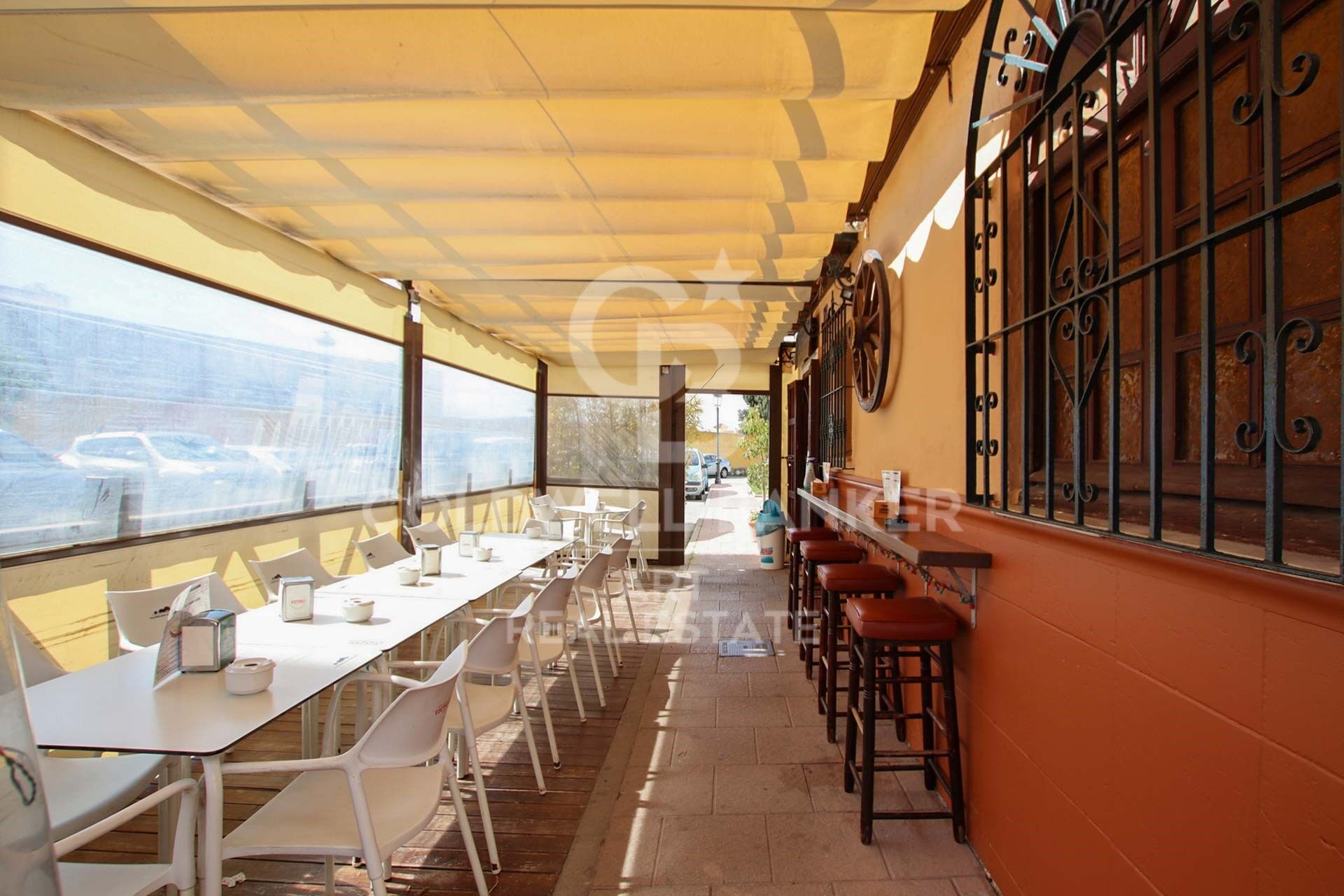 Hospitality investment in Estepona's high-growth zone