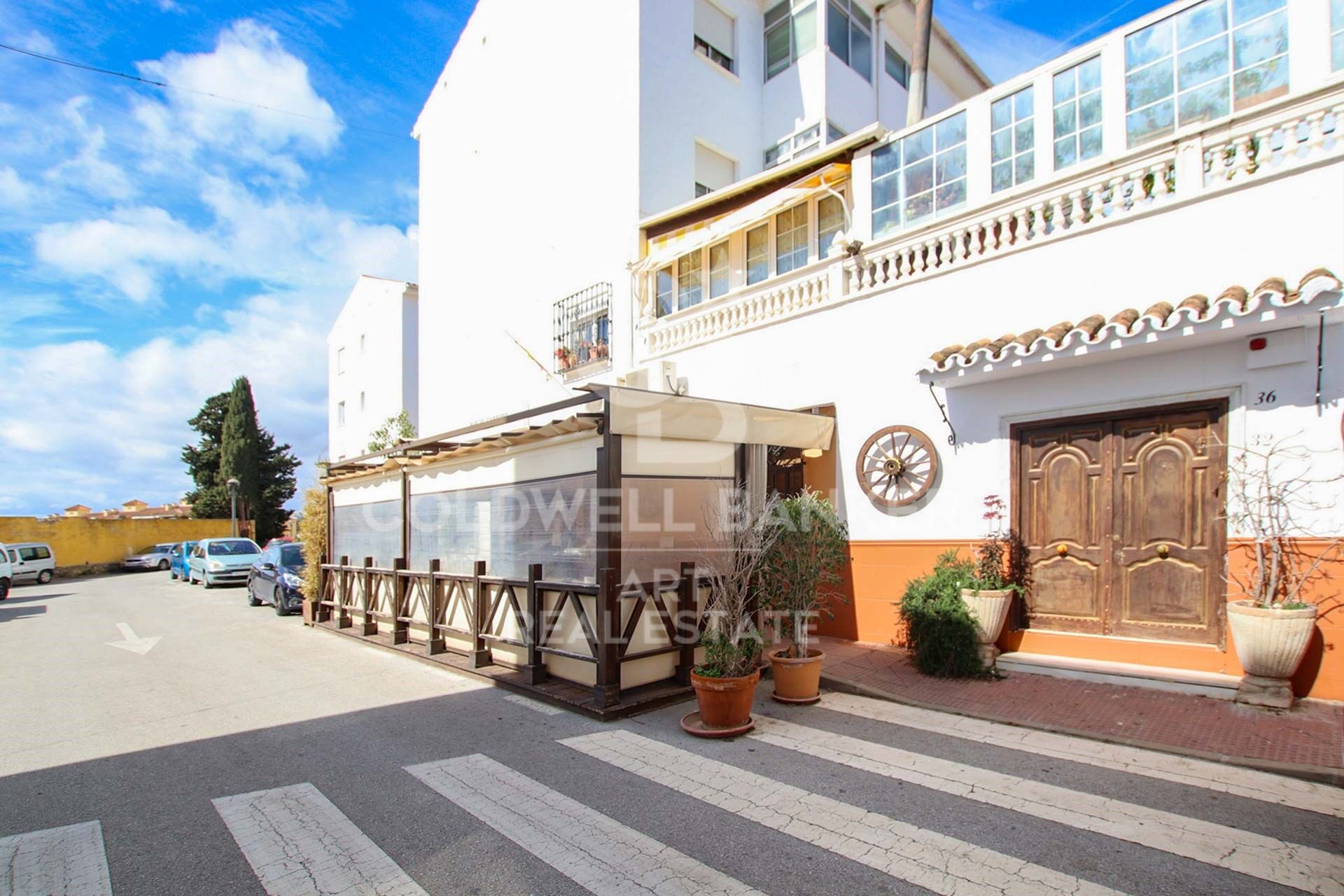 Hospitality investment in Estepona's high-growth zone