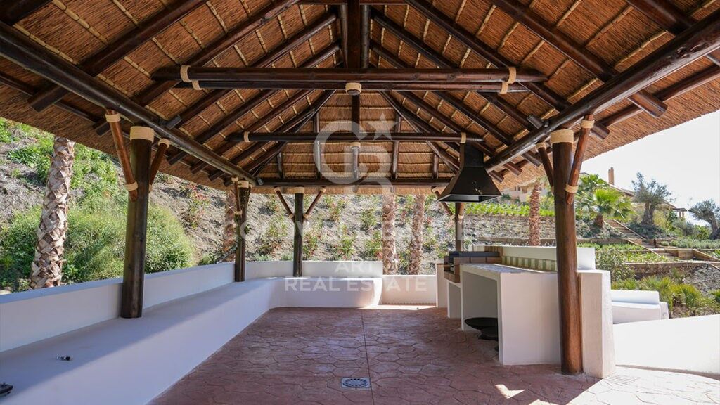 Apartments with sea views in Aloha, Marbella