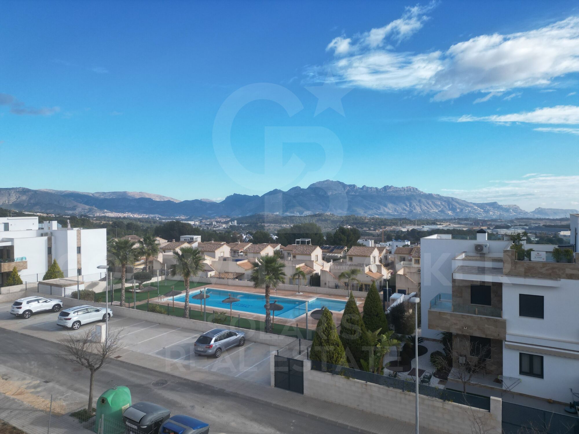 Exclusivo conjunto de 6 villas independientes en Polop