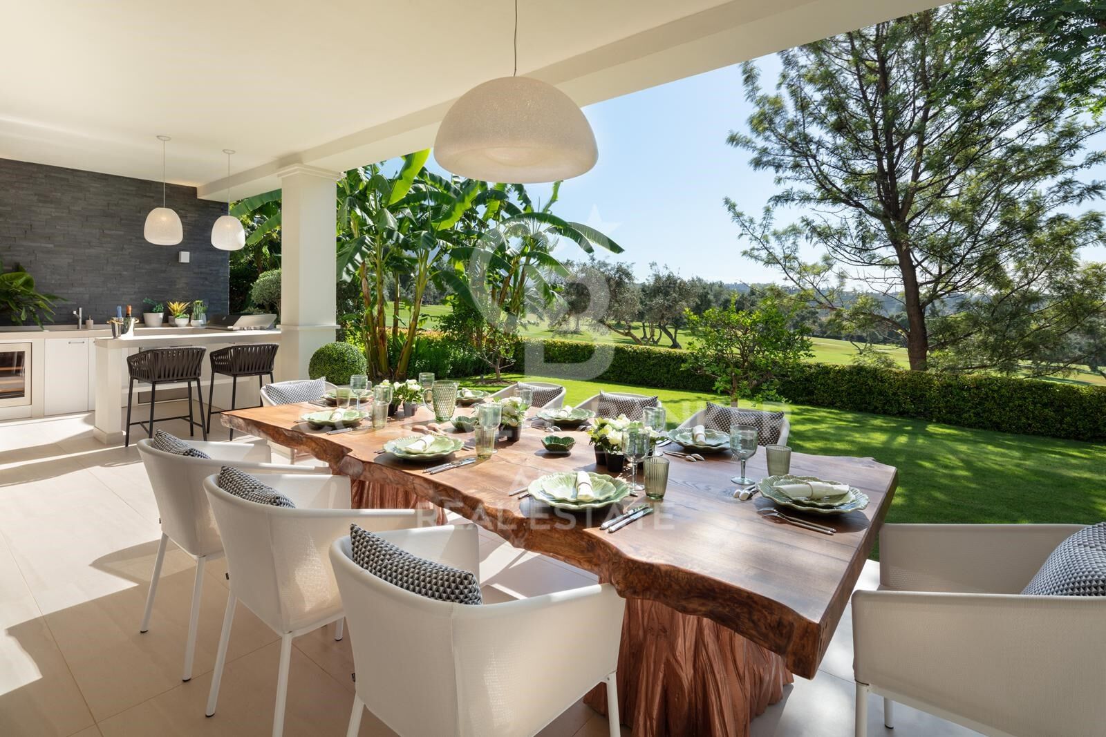 Elegante Villa in erster Golflinie im exklusiven Aloha, Marbella