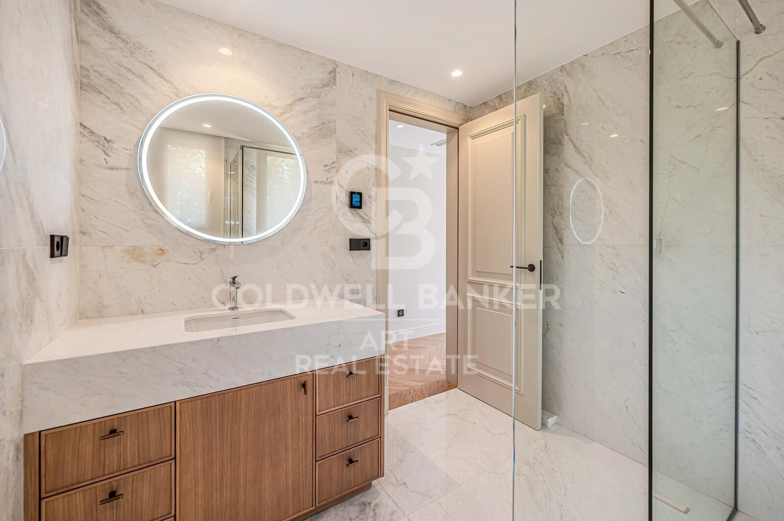 Elegant villa in Elviria's finest location, Marbella