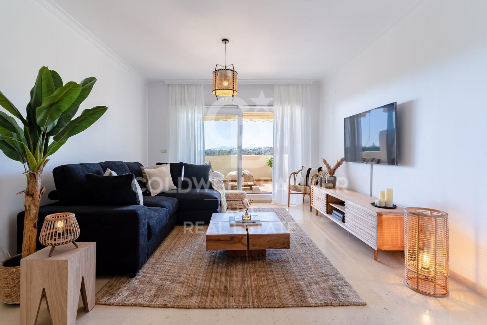 Spacious apartment with panoramic sea views - Santa Maria Green Hills, Marbella