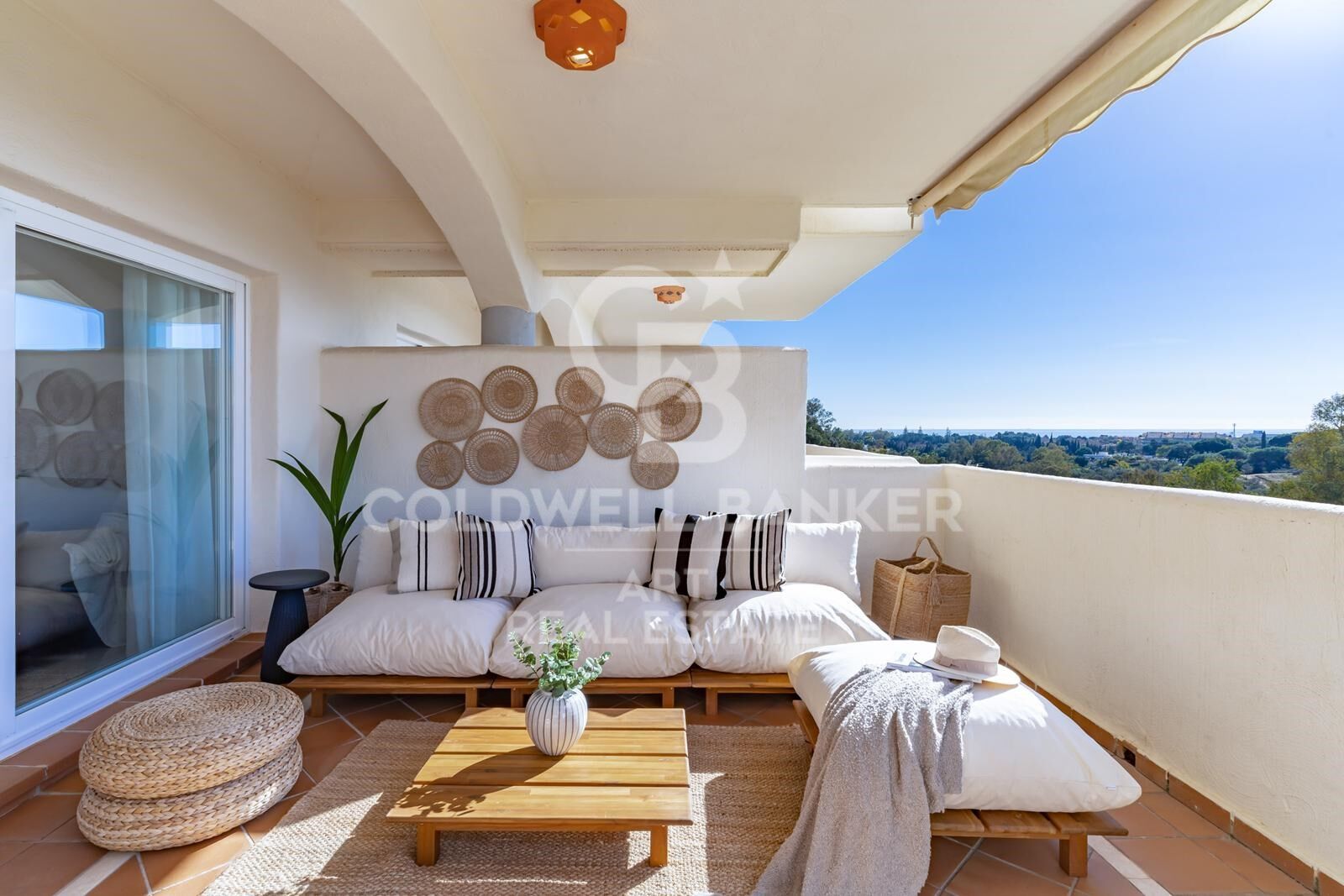 Spacious apartment with panoramic sea views - Santa Maria Green Hills, Marbella