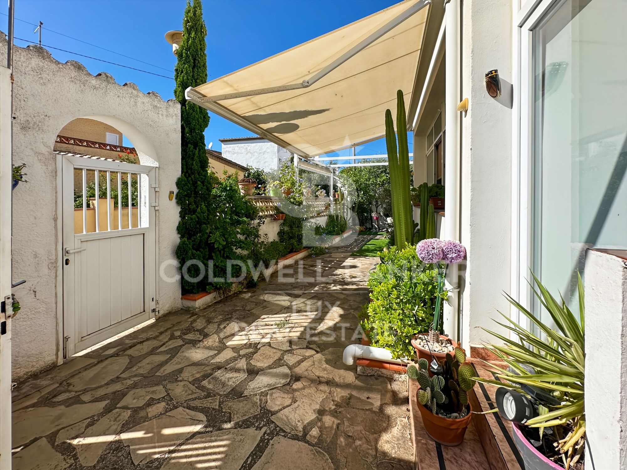 Casa independiente a pocos metros de la playa de Riells