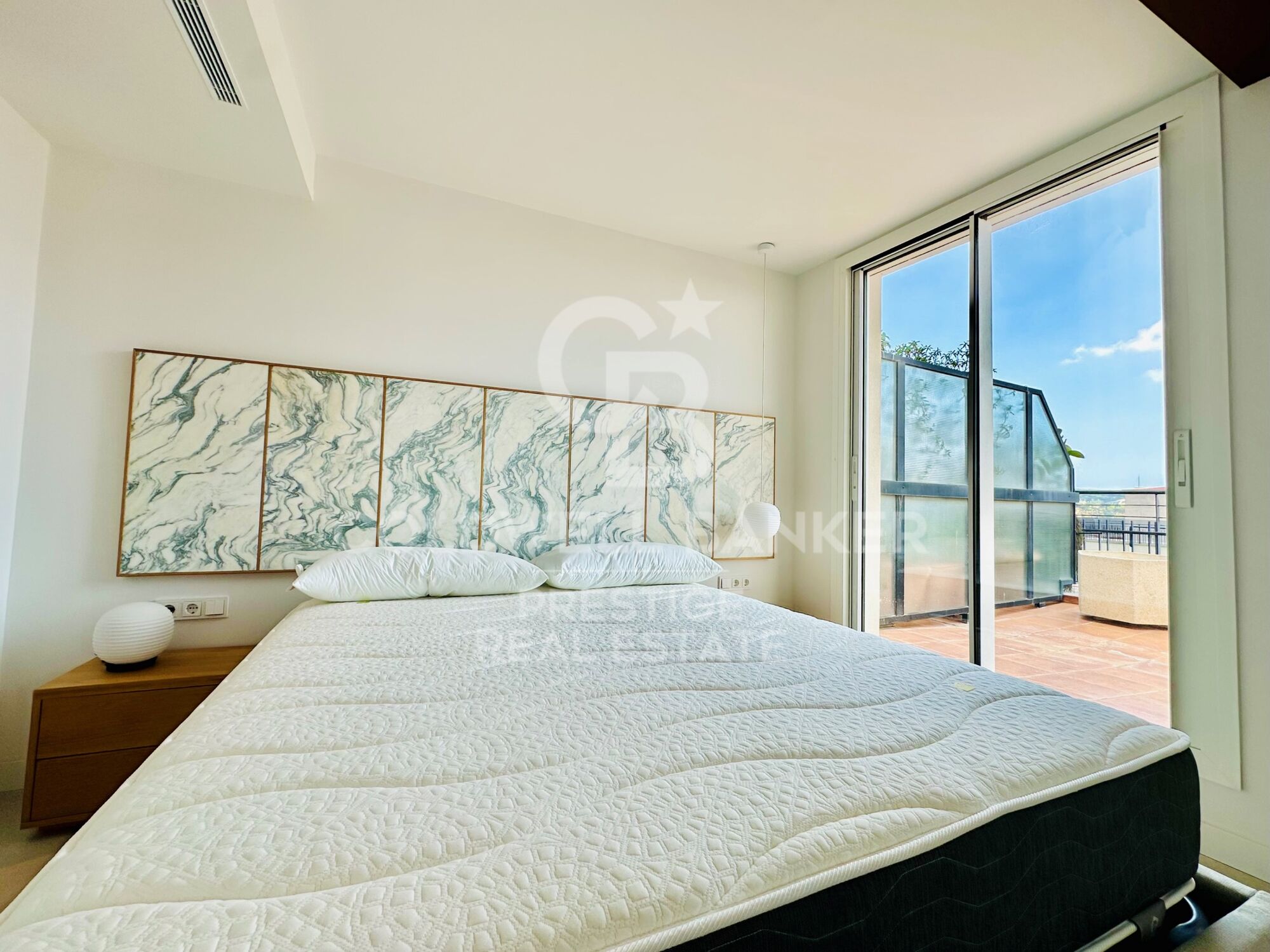 Exclusive luxury penthouse in Les Corts with 100 m² terrace, Barcelona
