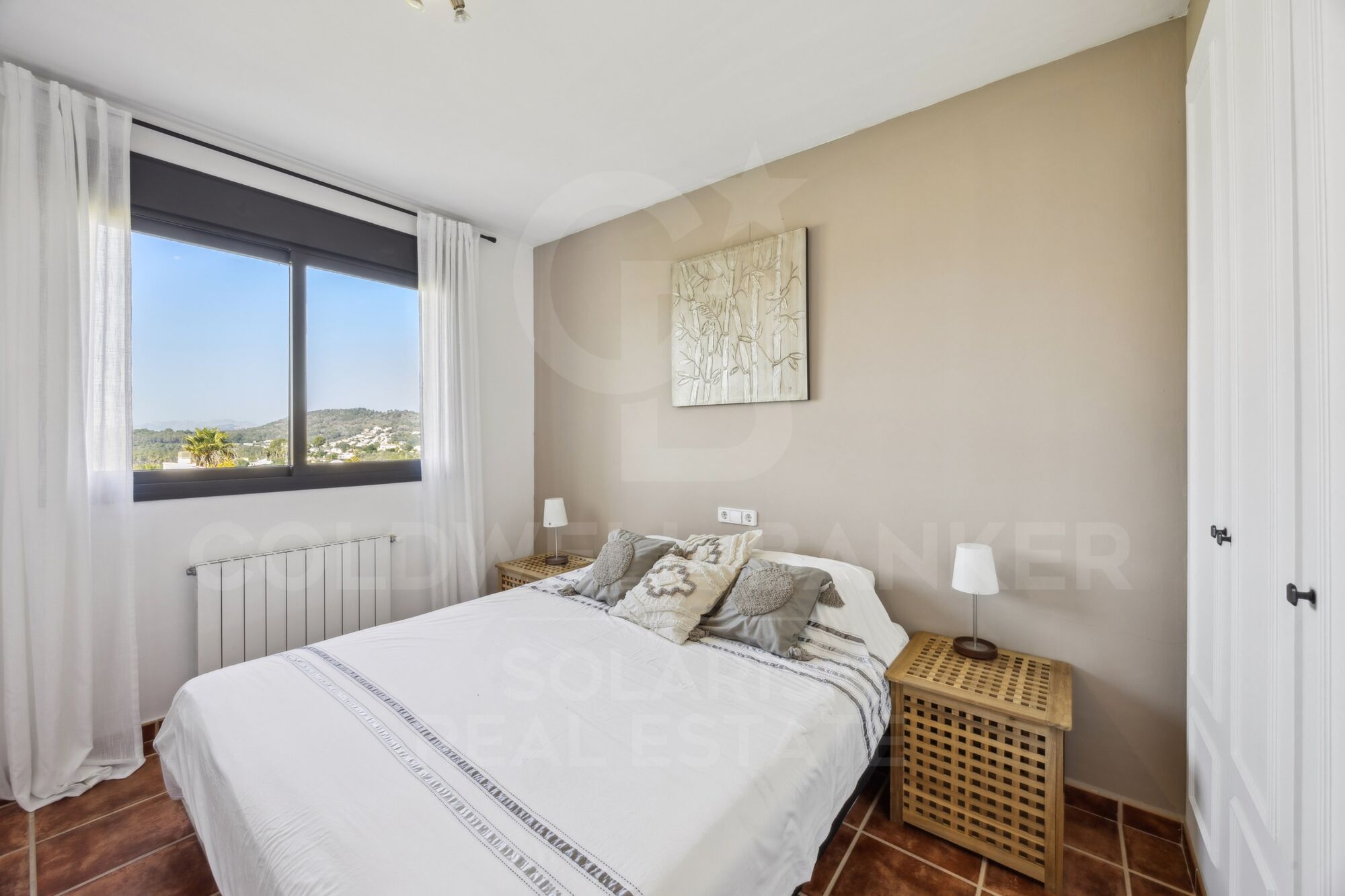 Luxusvilla mit Blick auf den Montgo