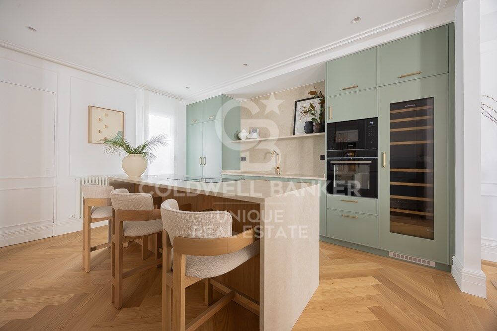 Exclusive property for sale: completely renovated in Jorge Juan