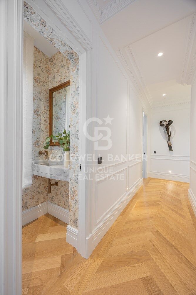 Exclusive property for sale: completely renovated in Jorge Juan