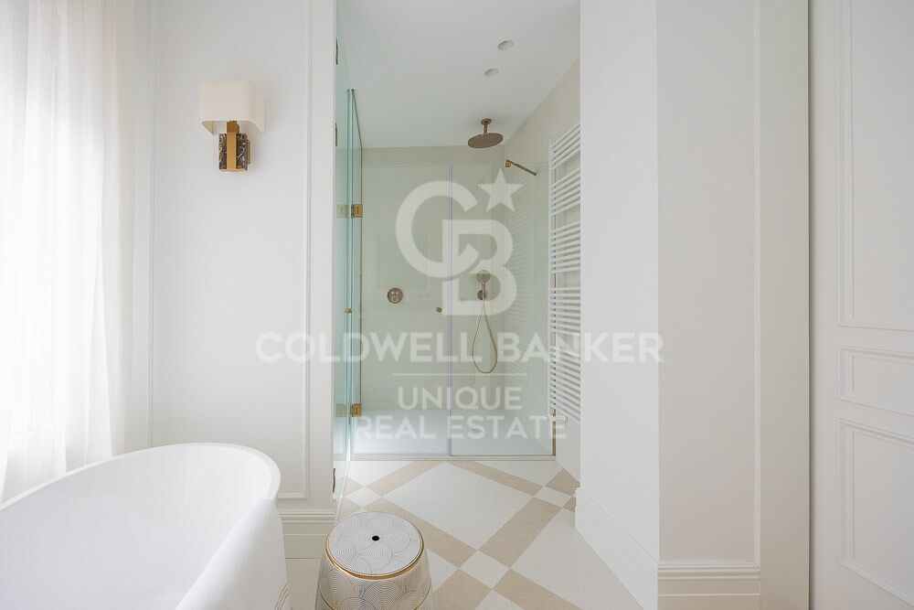 Exclusive property for sale: completely renovated in Jorge Juan