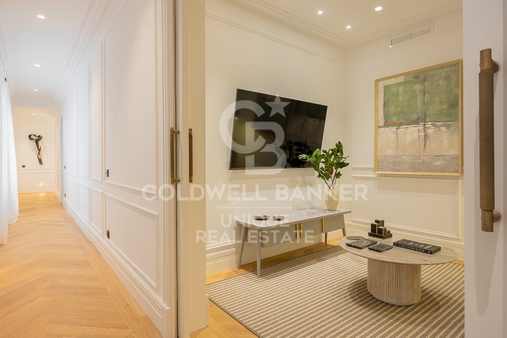 Exclusive property for sale: completely renovated in Jorge Juan