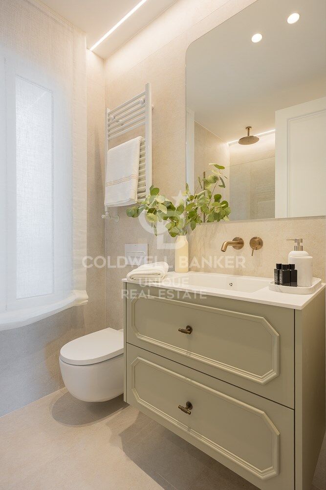 Exclusive property for sale: completely renovated in Jorge Juan