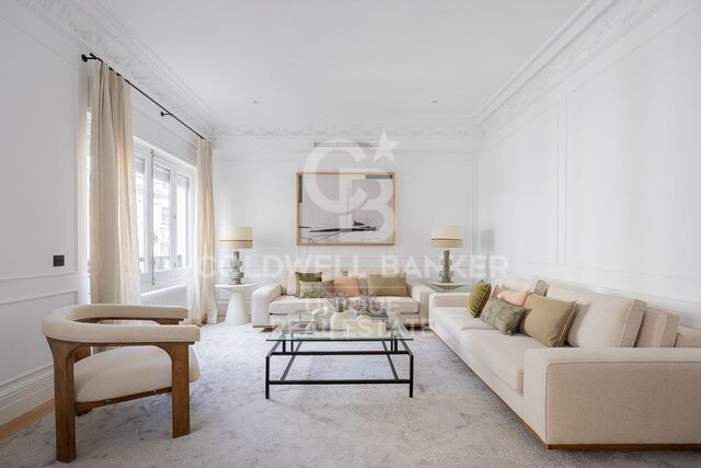 Exklusive Immobilie zu verkaufen: komplett renoviert in Jorge Juan