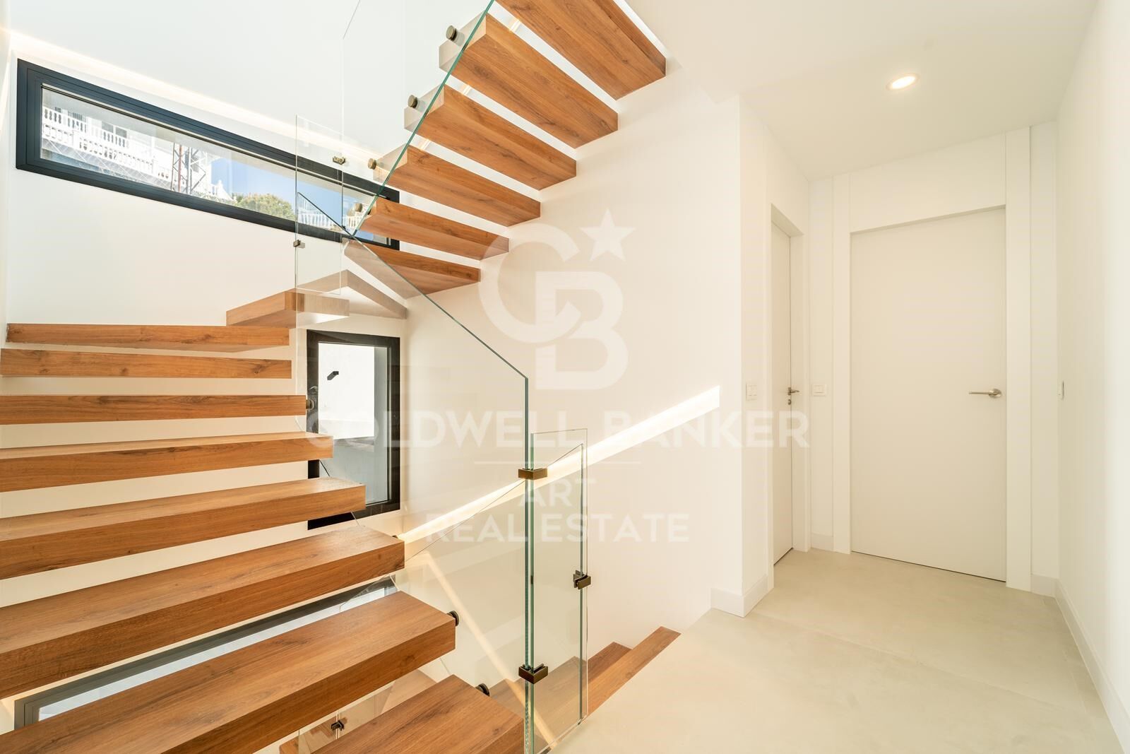 Exclusiva villa de nueva construcción en El Higuerón, Capellanía, Benalmádena