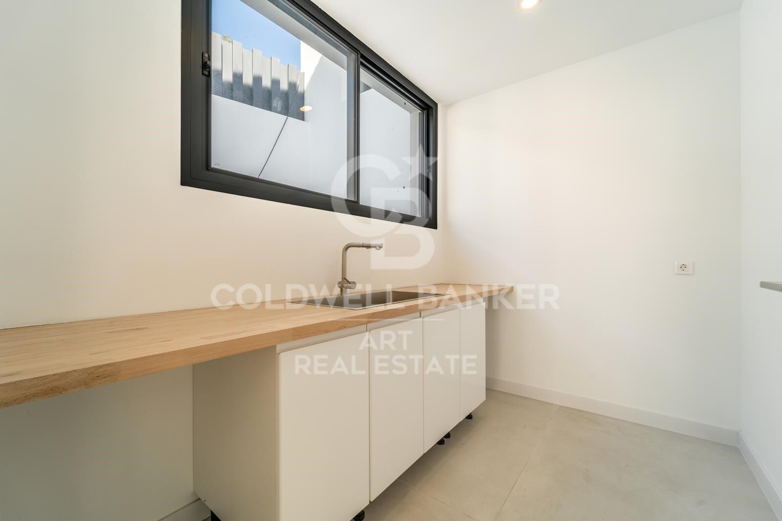 Exclusiva villa de nueva construcción en El Higuerón, Capellanía, Benalmádena