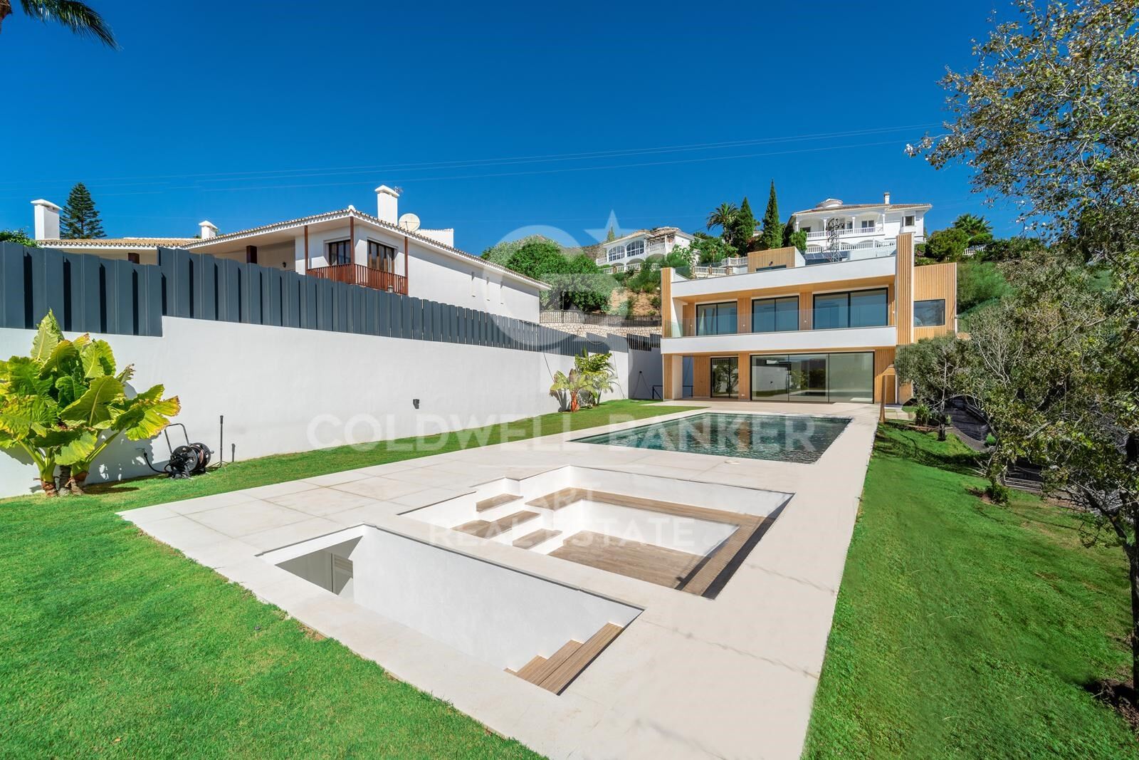 Exclusiva villa de nueva construcción en El Higuerón, Capellanía, Benalmádena