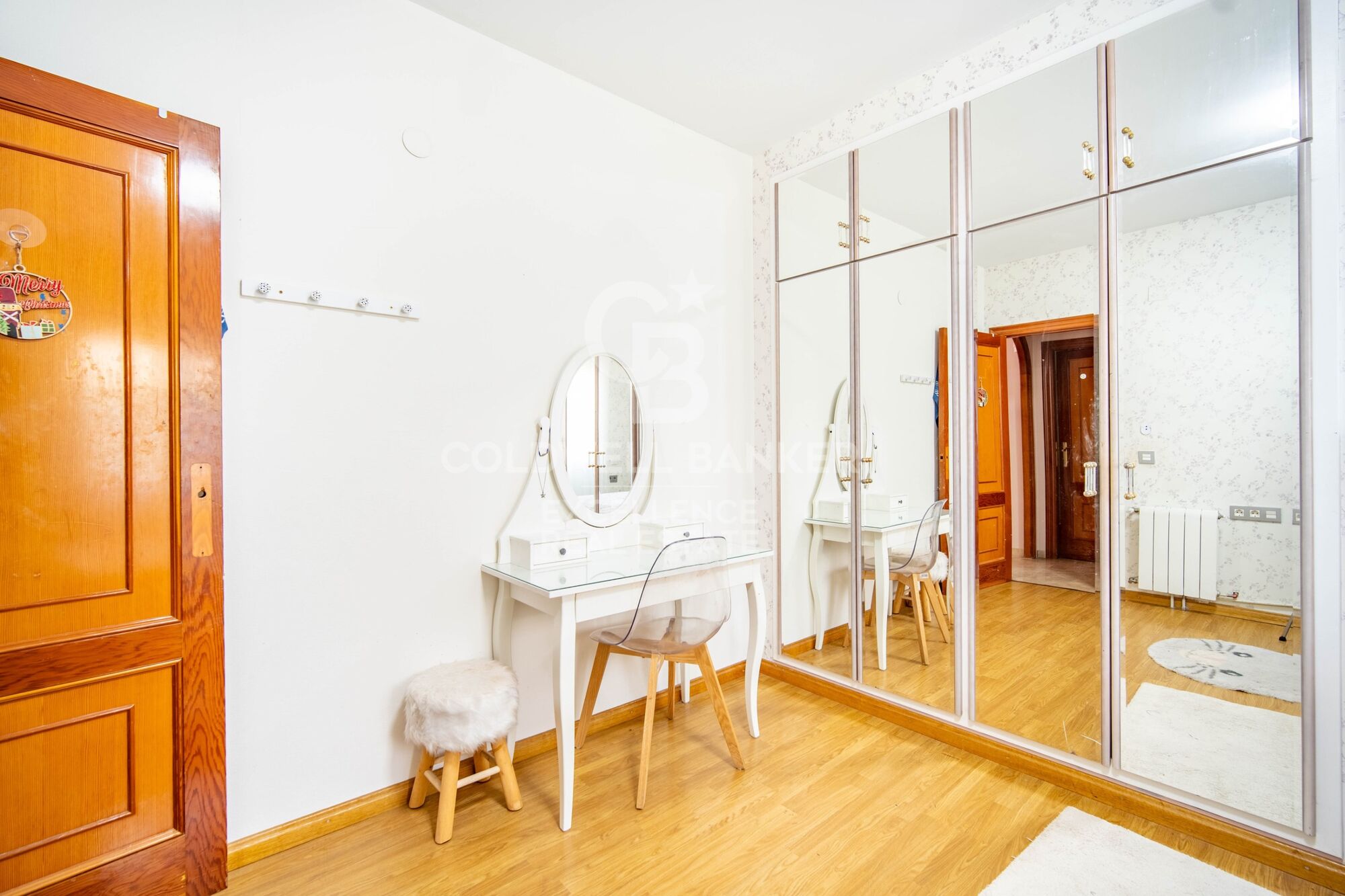 350 m² villa with pool, terraces, and 7 bedrooms in Monte Alcedo
