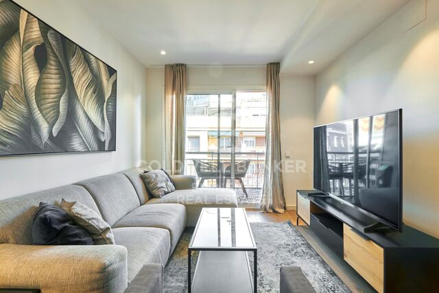 Piso en venta en calle Córsega, cerca de Sants Estació.