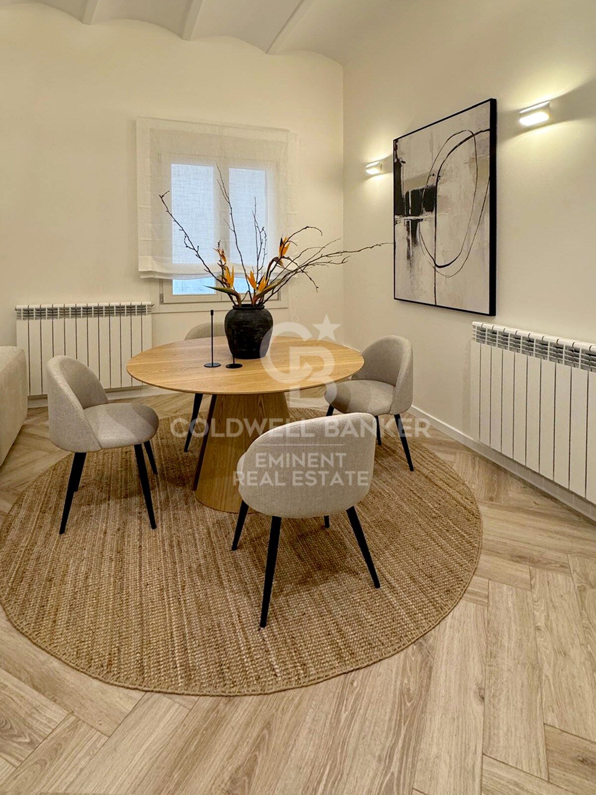 Renovated flat in the heart of Barcelona's historic centre