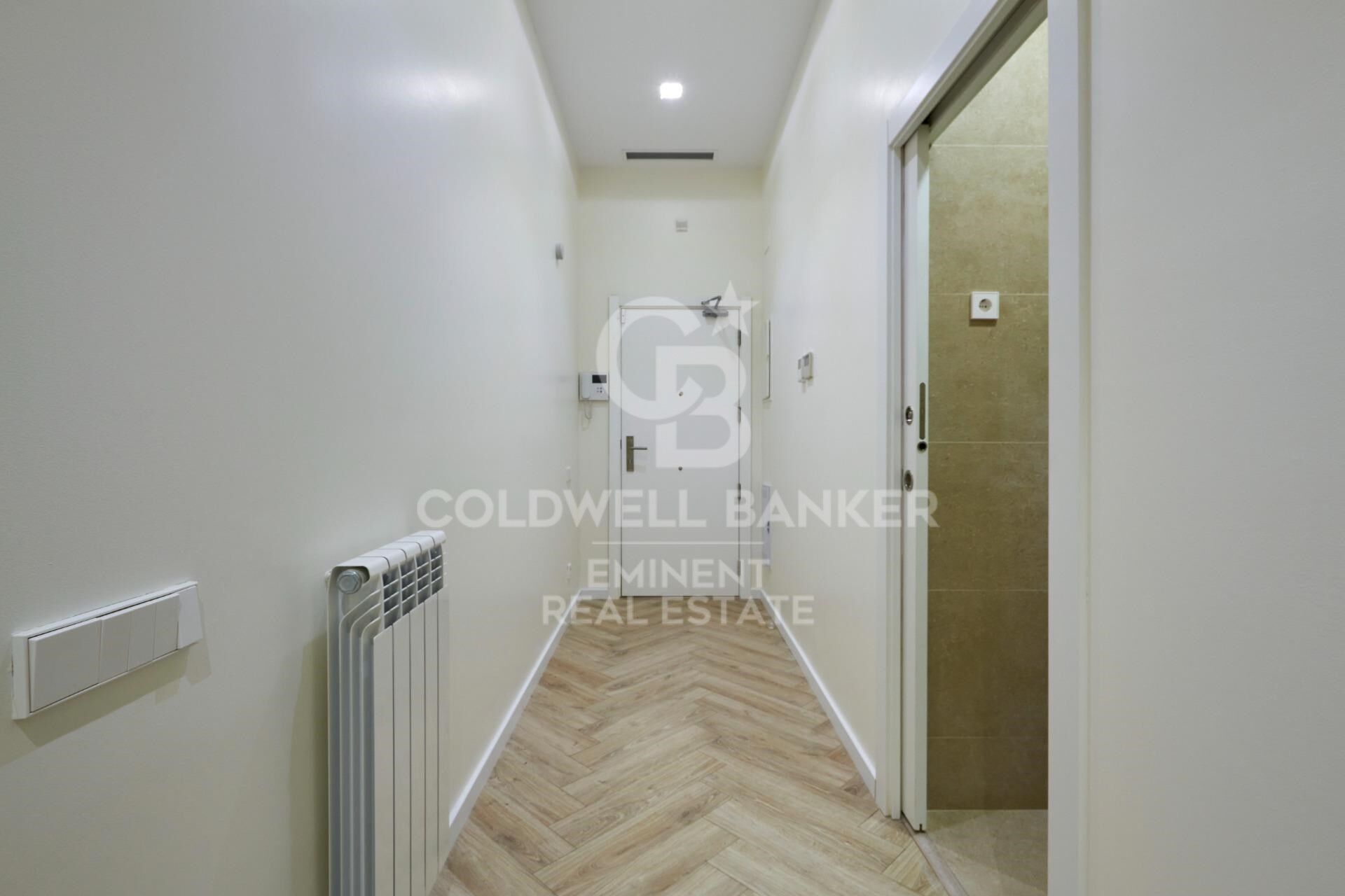 Renovated flat in the heart of Barcelona's historic centre
