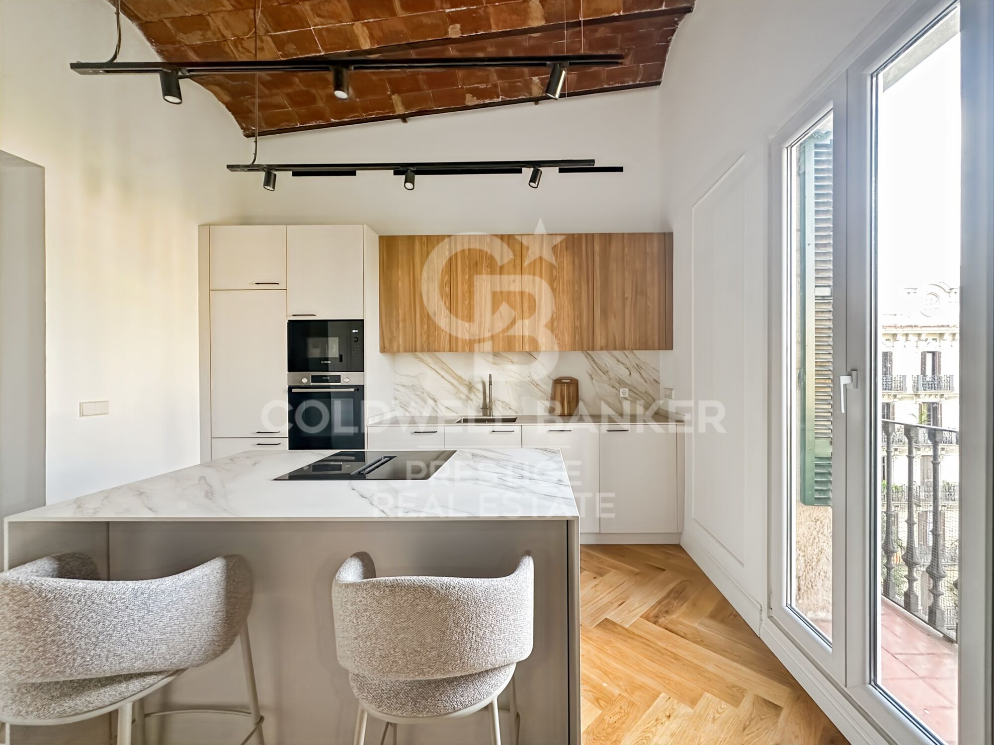 Piso alto estrenar en eixample izquierdo,Barcelona