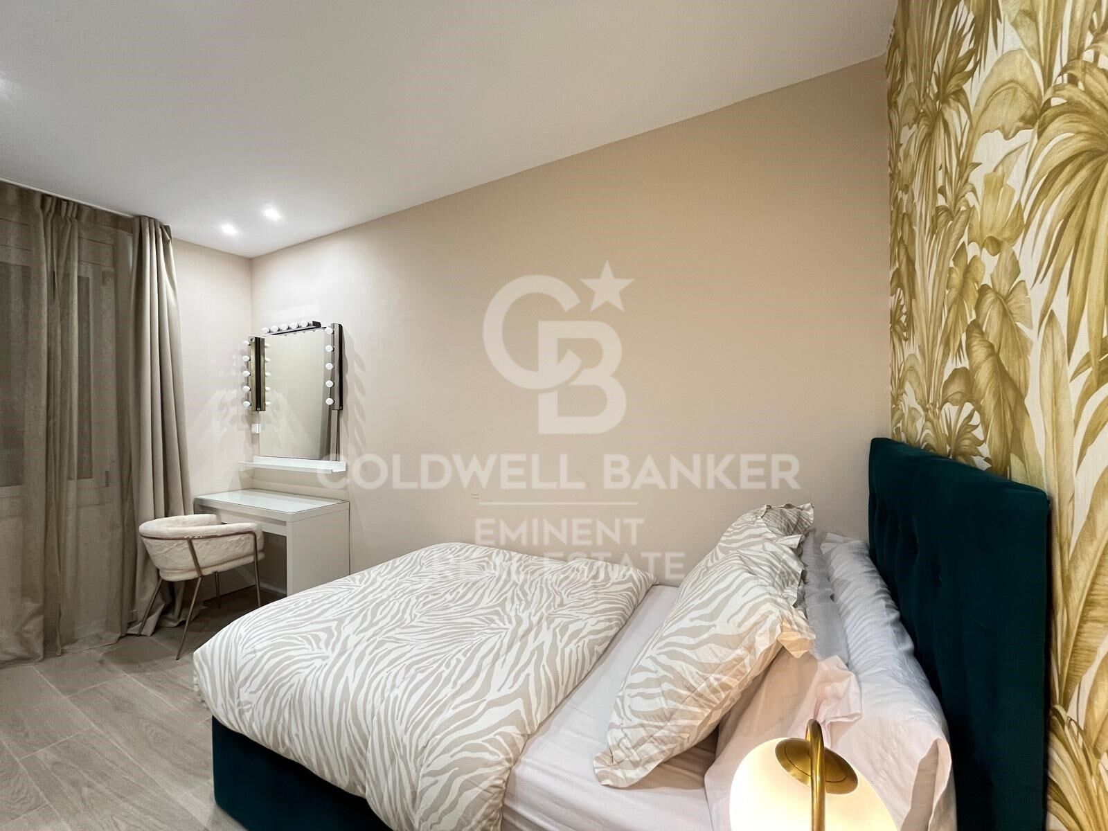 Sophisticated renovated flat by Passeig de Gràcia