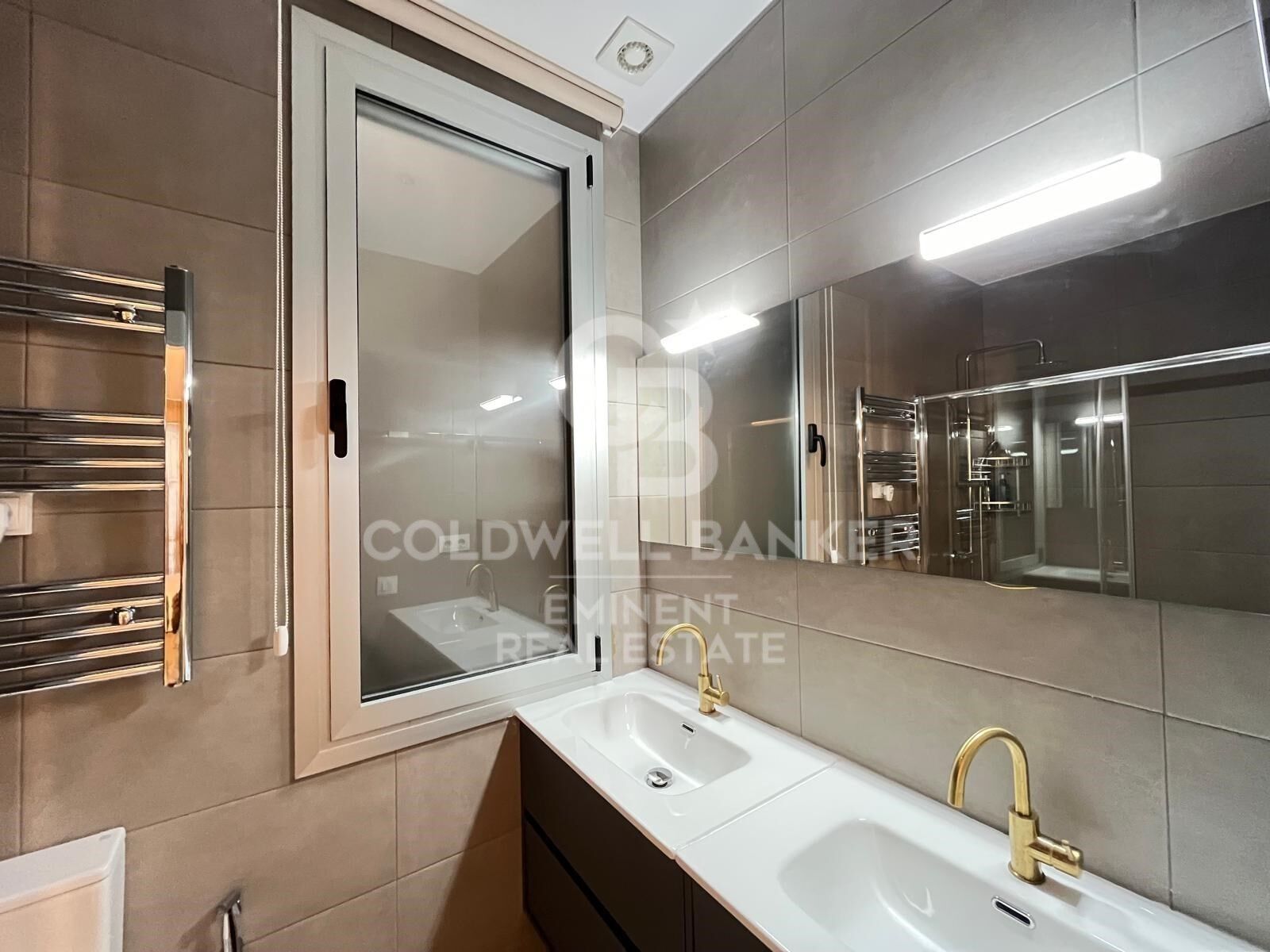 Sophisticated renovated flat by Passeig de Gràcia