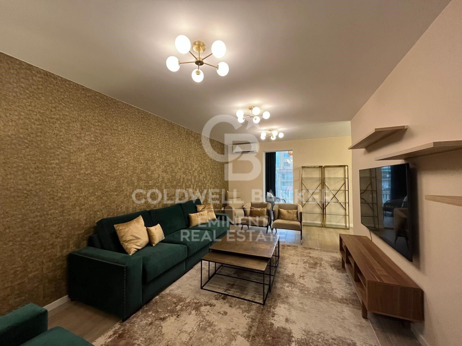 Sophisticated renovated flat by Passeig de Gràcia