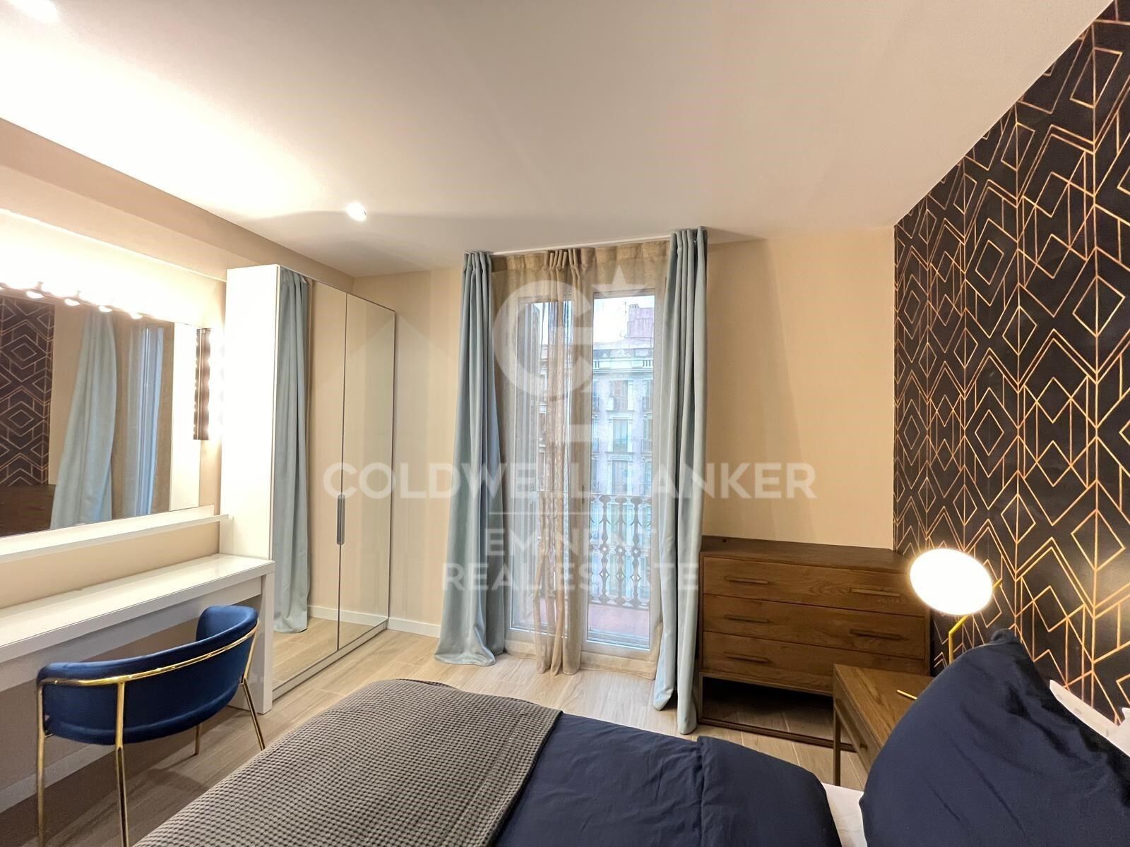 Sophisticated renovated flat by Passeig de Gràcia