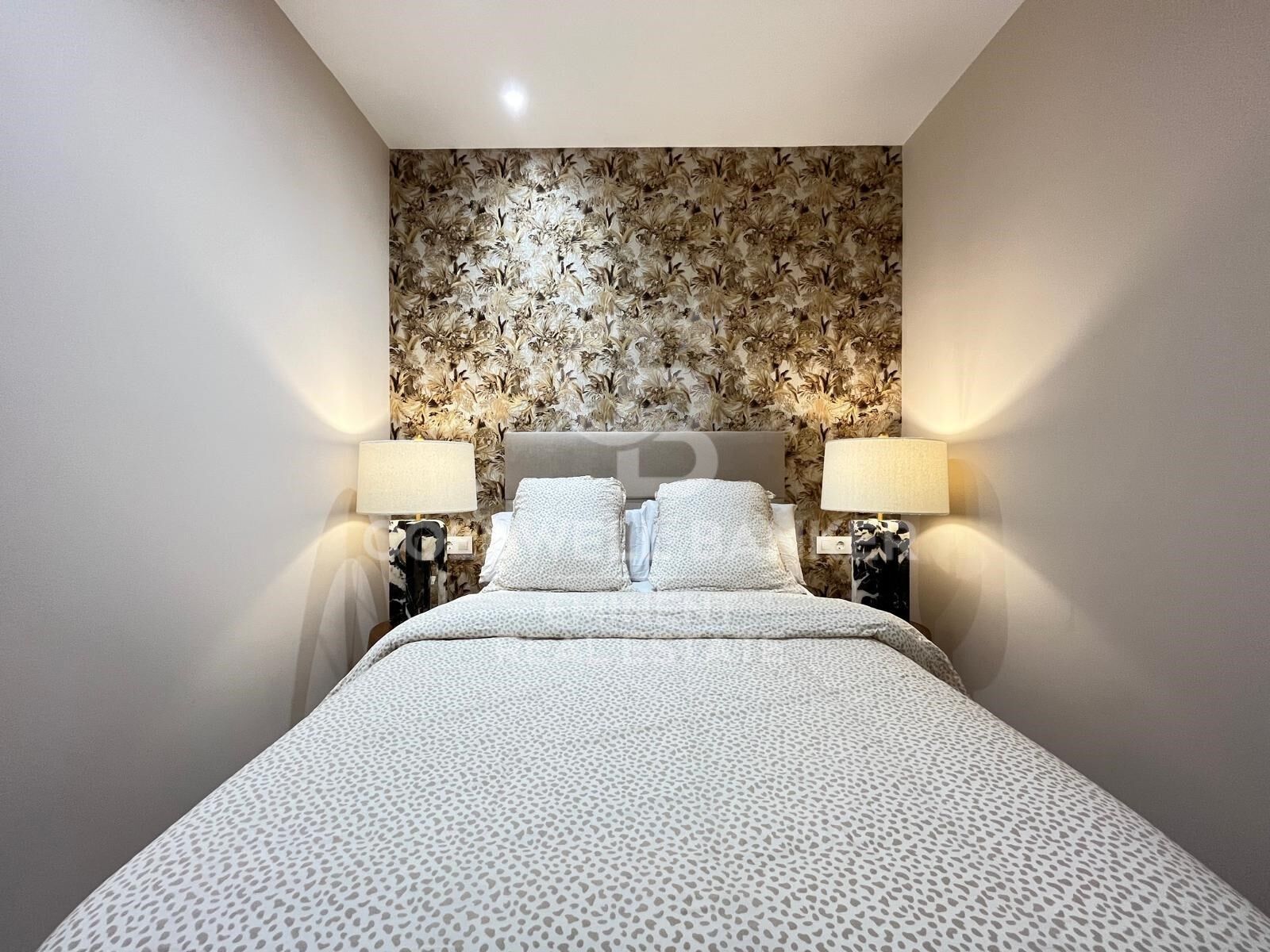 Sophisticated renovated flat by Passeig de Gràcia